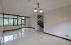 4 Bed Apartment with Swimming Pool in Riverside - 4