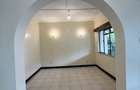 2 Bed Apartment with En Suite in Riverside - 5