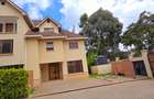 4 Bed Townhouse with En Suite at Lavington Road - 4