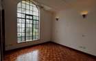 4 Bed Townhouse with En Suite in Lavington - 2