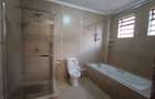 3 Bed Apartment with En Suite in Lavington - 10
