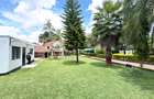 5 Bed House with En Suite in Nyari - 3