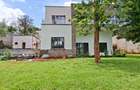 5 Bed House with En Suite in Loresho - 12