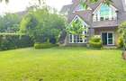 5 Bed House with En Suite in Lavington - 4