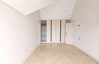 6 Bed Townhouse with En Suite at Lavington - 10