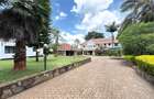 5 Bed House with En Suite in Nyari - 1