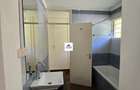 4 Bed House with En Suite in Loresho - 12