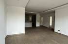 3 Bed Apartment with En Suite at Riverside Drive - 4