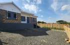 4 Bed House with En Suite at Kahuho - 3