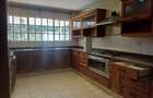 5 Bed Townhouse with En Suite in Lavington - 5