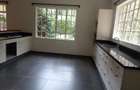 3 Bed House with En Suite in Ridgeways - 14