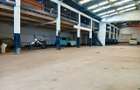 30,000 ft² Warehouse with Parking in Industrial Area - 1