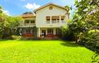 5 Bed House with En Suite at Mimosa Drive - 1