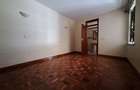 5 Bed Townhouse with En Suite in Kileleshwa - 6