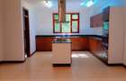 3 Bed Apartment with En Suite in Riverside - 5