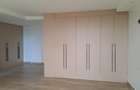 3 Bed Apartment with En Suite at Parklands - 8