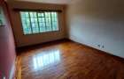 2 Bed Apartment in Riverside - 9