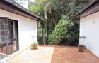 4 Bed Townhouse with En Suite at Riverside - 9