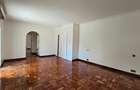 6 Bed House with En Suite in Kilimani - 14