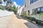 5 Bed Townhouse with En Suite at Lavington - 2