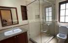 4 Bed Townhouse with En Suite in General Mathenge - 8