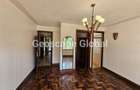 5 Bed House with En Suite in Runda - 4