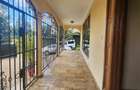 4 Bed Townhouse with En Suite in Lavington - 19