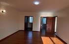 5 Bed Townhouse with En Suite in Lavington - 10