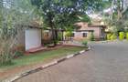 4 Bed House with En Suite in Lavington - 3
