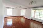 4 Bed House with En Suite in Gigiri - 4