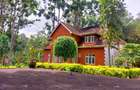 5 Bed Villa with En Suite at Lone Tree - 1