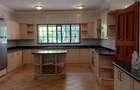 5 Bed Townhouse with En Suite in Runda - 11
