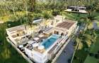 Serviced 1 Bed Apartment with En Suite at Beach Roads - 3
