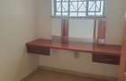 3 Bed Apartment with En Suite in Riverside - 5