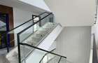 6 Bed Townhouse with En Suite in Lavington - 7
