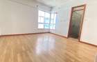4 Bed Apartment with En Suite at Parklands - 8