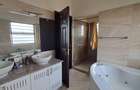 2 Bed Apartment with En Suite in Kilimani - 9