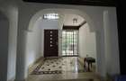 5 Bed House with En Suite in Runda - 17