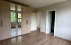 5 Bed Villa with En Suite in Westlands Area - 19