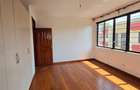 5 Bed Townhouse with En Suite at Convent Drive - 11