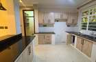 4 Bed Villa with En Suite at Garden Estate - 5