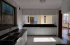 5 Bed Townhouse with En Suite in Lavington - 7