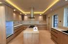 4 Bed Apartment with En Suite in Westlands Area - 4