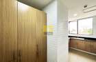 Office in Parklands - 10