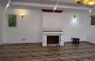 5 Bed House with En Suite in Runda - 4