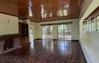 4 Bed House with En Suite in Nyari - 2