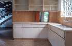 4 Bed Townhouse with En Suite in Lavington - 10