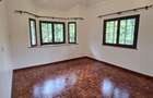 5 Bed House with En Suite at Rosslyn Lone Tree - 16