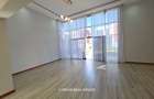 4 Bed Townhouse with Swimming Pool in Membley - 15