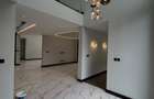 6 Bed House with En Suite in Nyari - 7